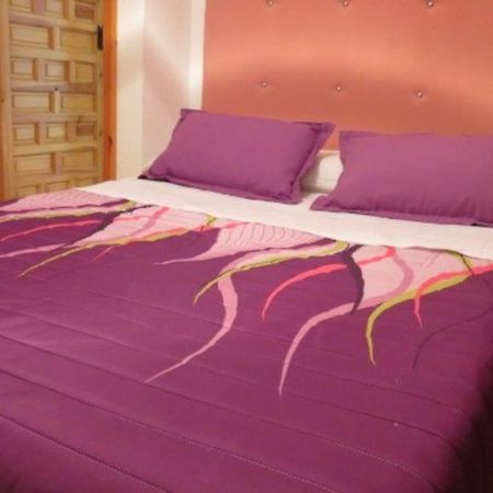 Comet Suites Elvira Granada Habitación foto