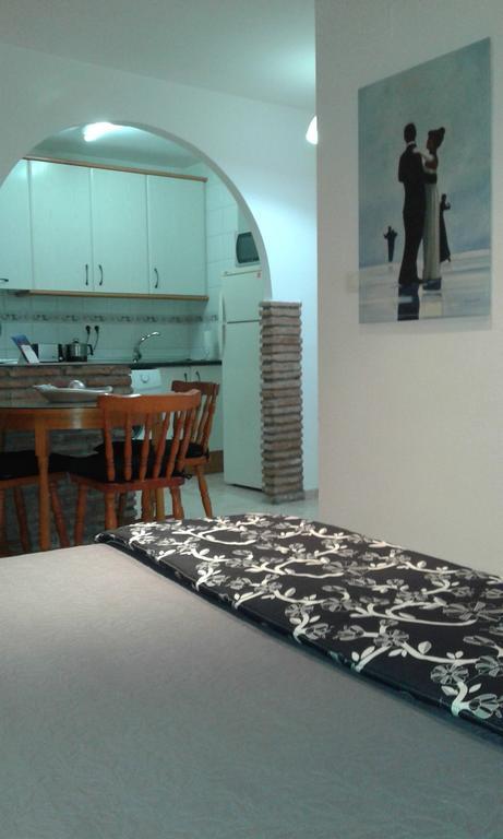 Comet Suites Elvira Granada Habitación foto
