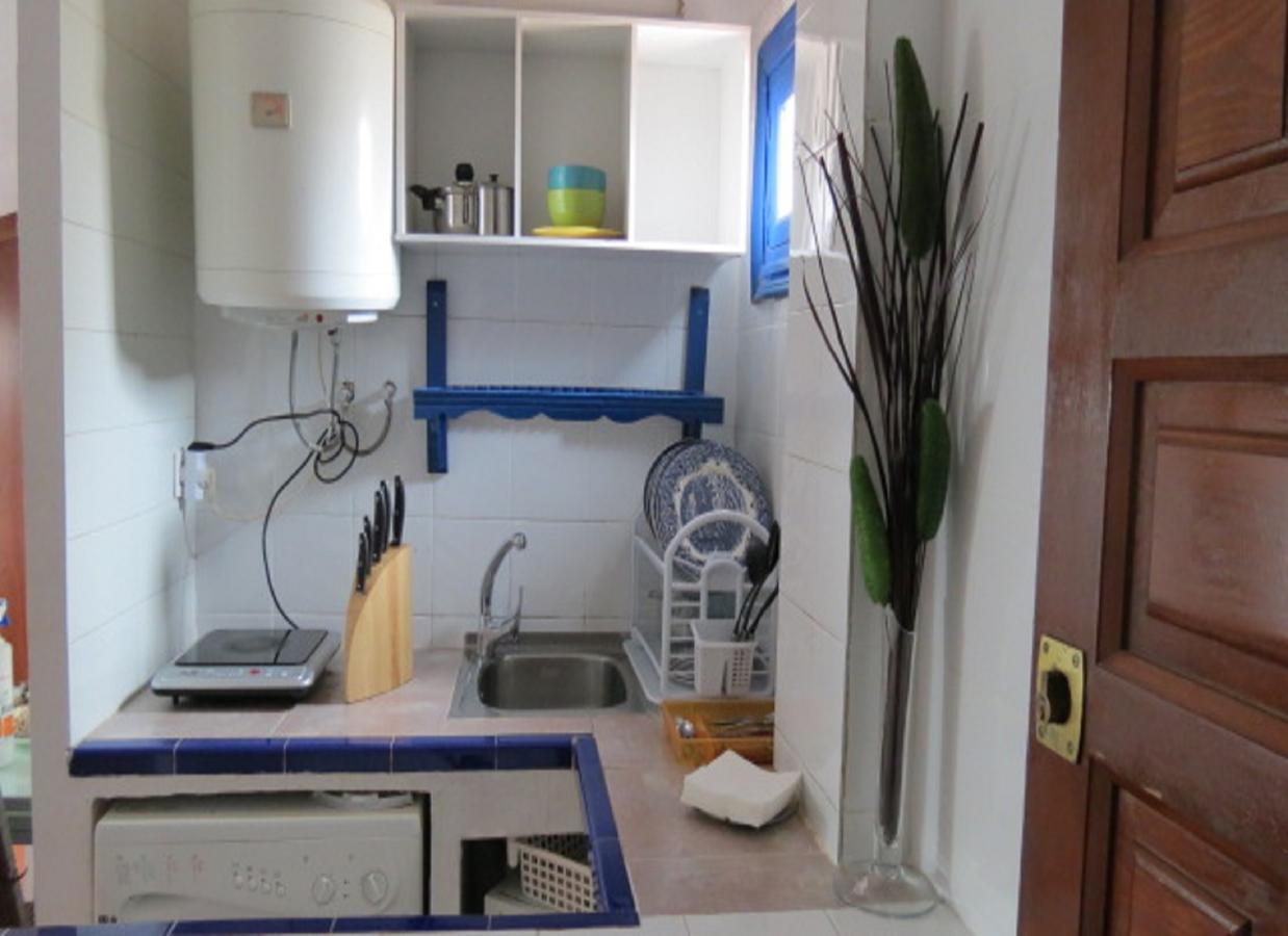 Comet Suites Elvira Granada Habitación foto