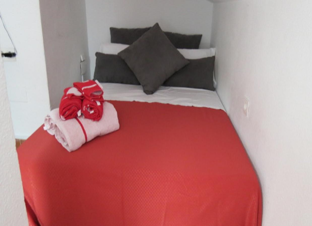 Comet Suites Elvira Granada Habitación foto